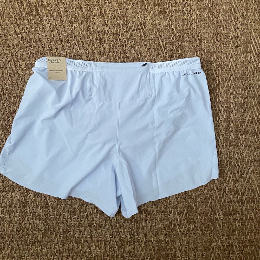 Nike AeroSwift Dri-Fit ADV 4" Running Shorts Men’s Size XL FN3352-010 New - Picture 2 of 4